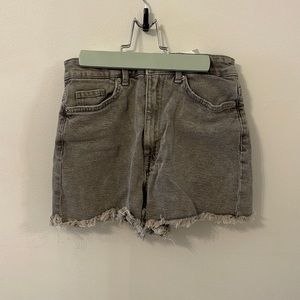 Grey Distressed Denim shorts